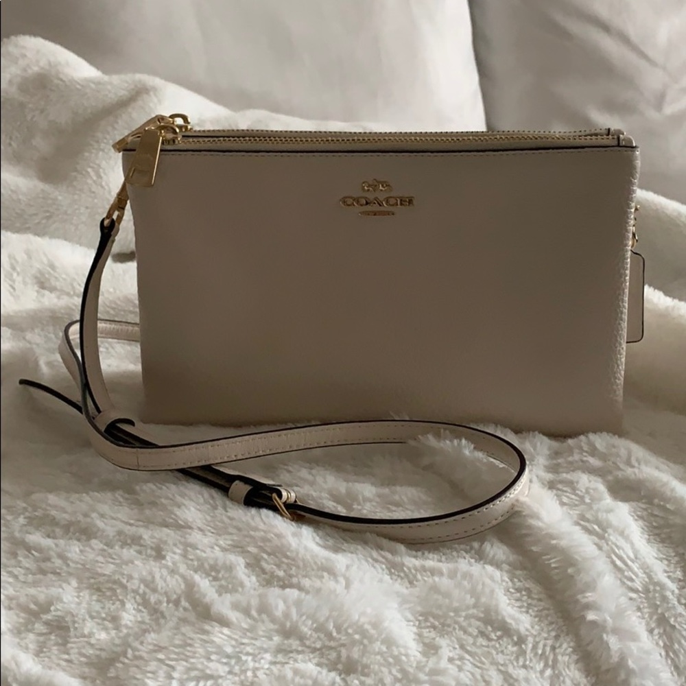 C0ACH LYLA crossbody